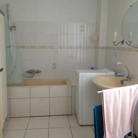 Dom wakacyjny Maison Tranquille A 2 Pas De La *
